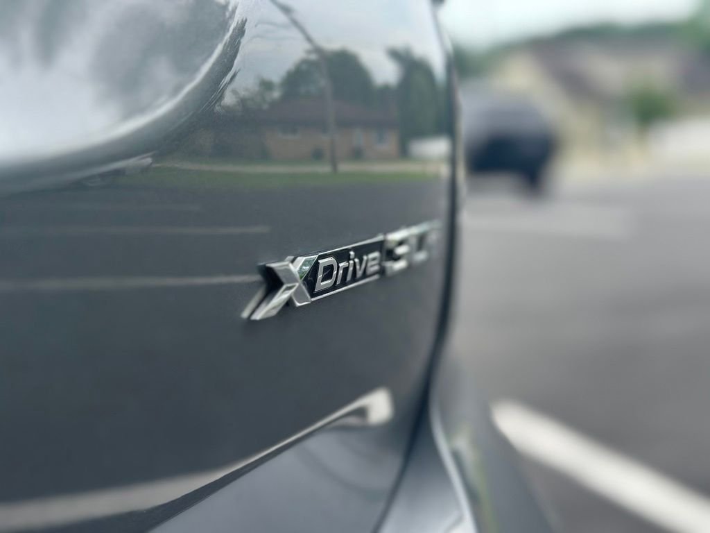 Certified Used 2024 Skyscraper Grey Metallic BMW xDrive30i image 12