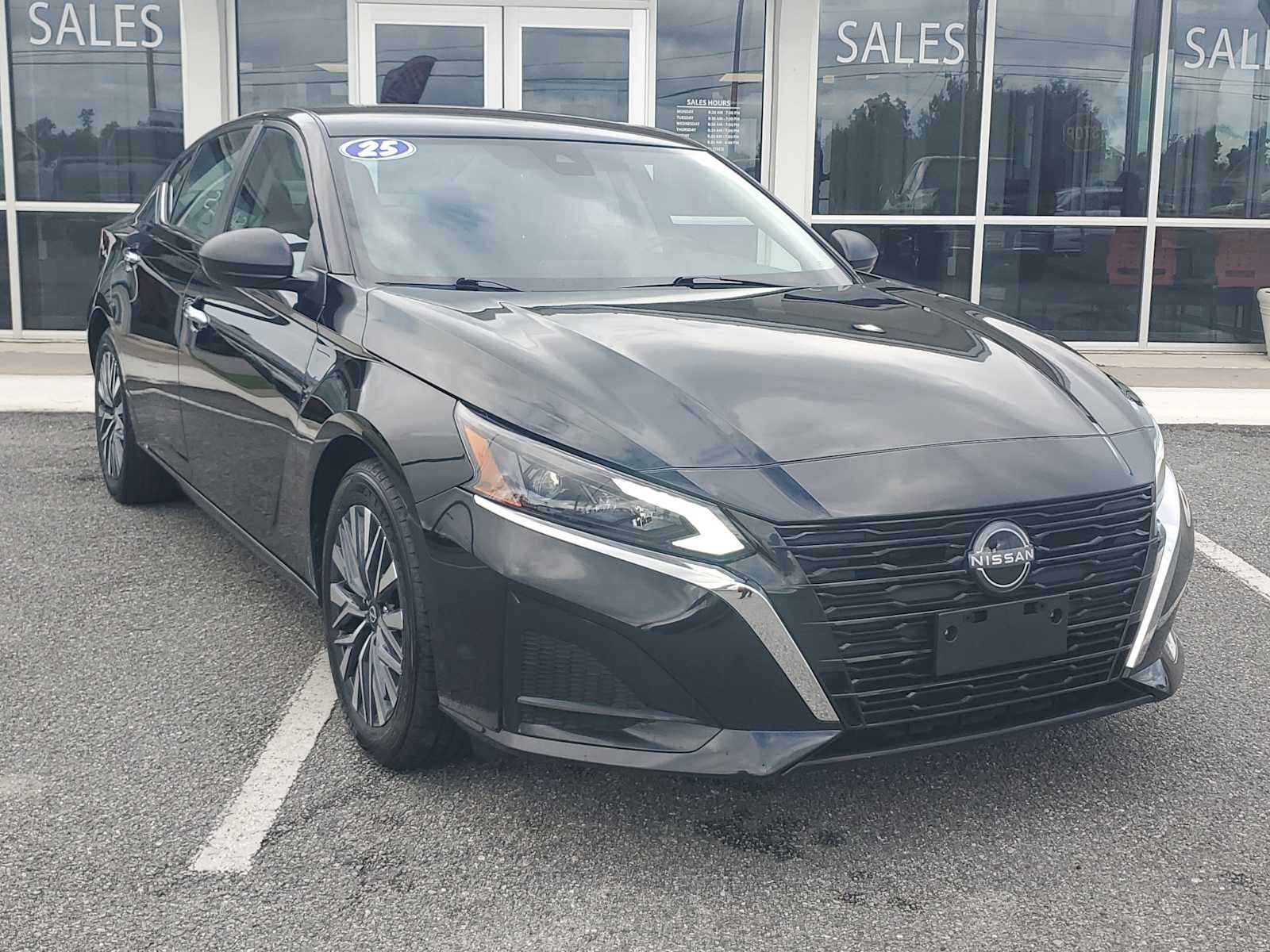 Used 2025 Black Nissan SV image 6