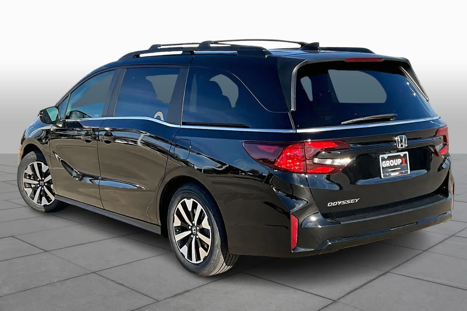 2026 Honda Odyssey EX-L - Photo 12