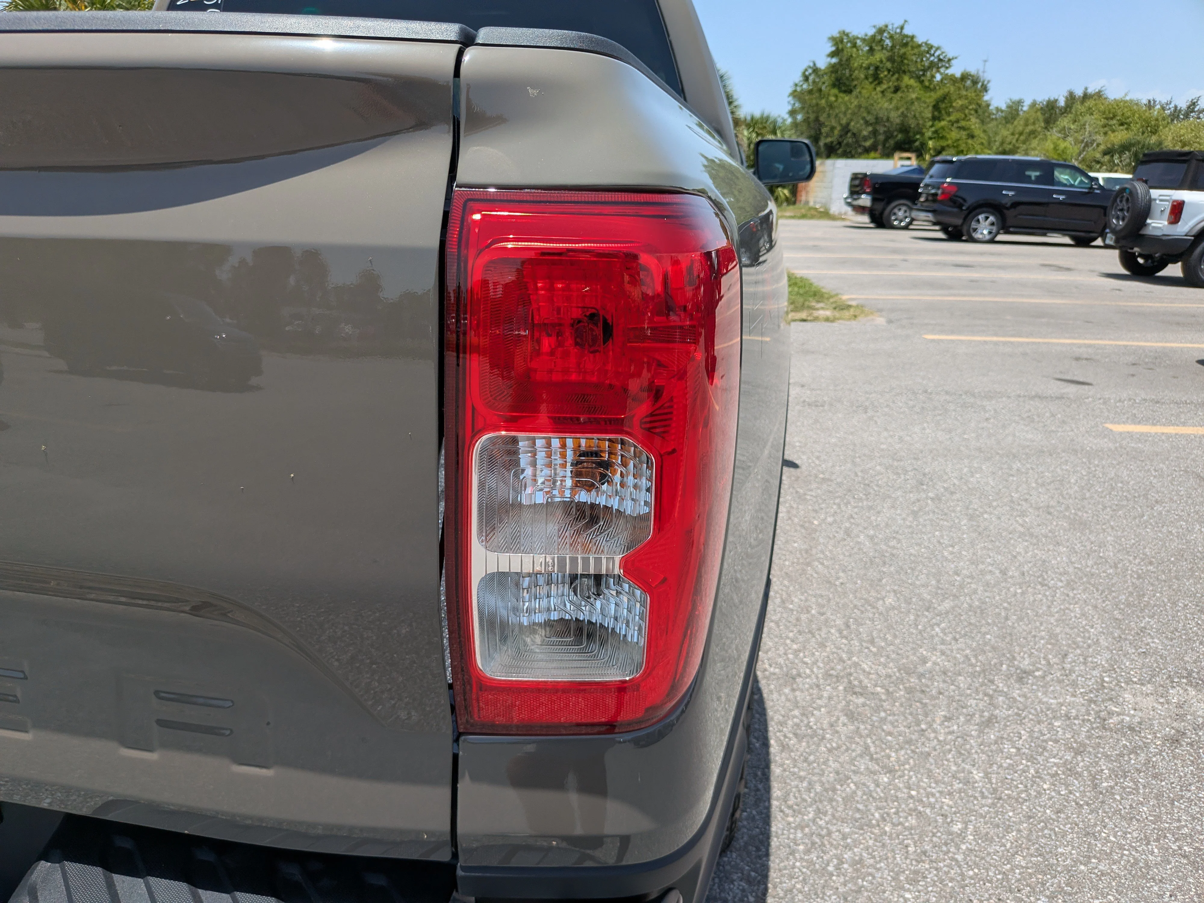 New 2026 Marsh Gray Ford XL image 12