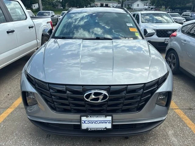 Certified Used 2023 Shimmering Silver Hyundai SEL image 2