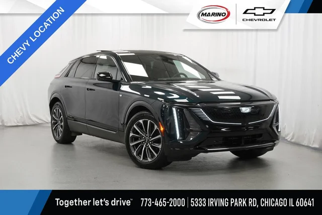 2024 Cadillac LYRIQ Sport 2