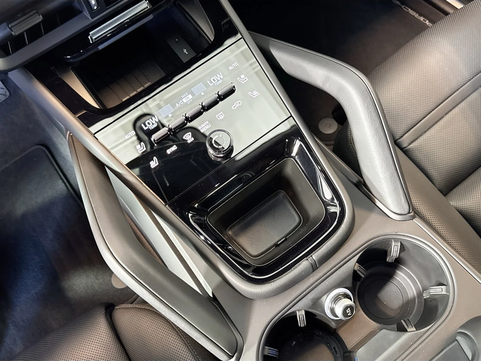 New 2025 White Porsche E-Hybrid image 18