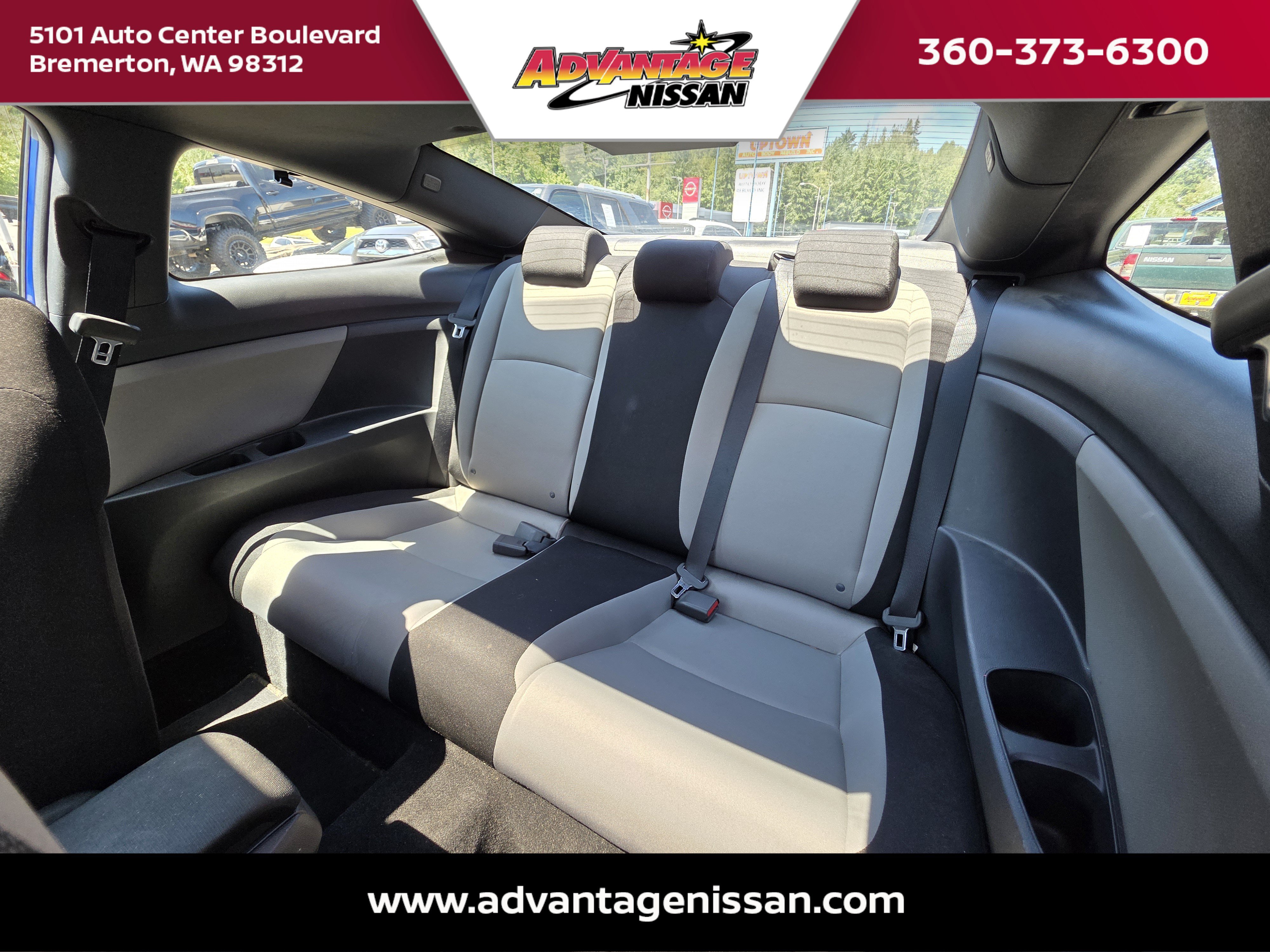 Used 2016 Aegean Blue Metallic Honda LX-P image 11