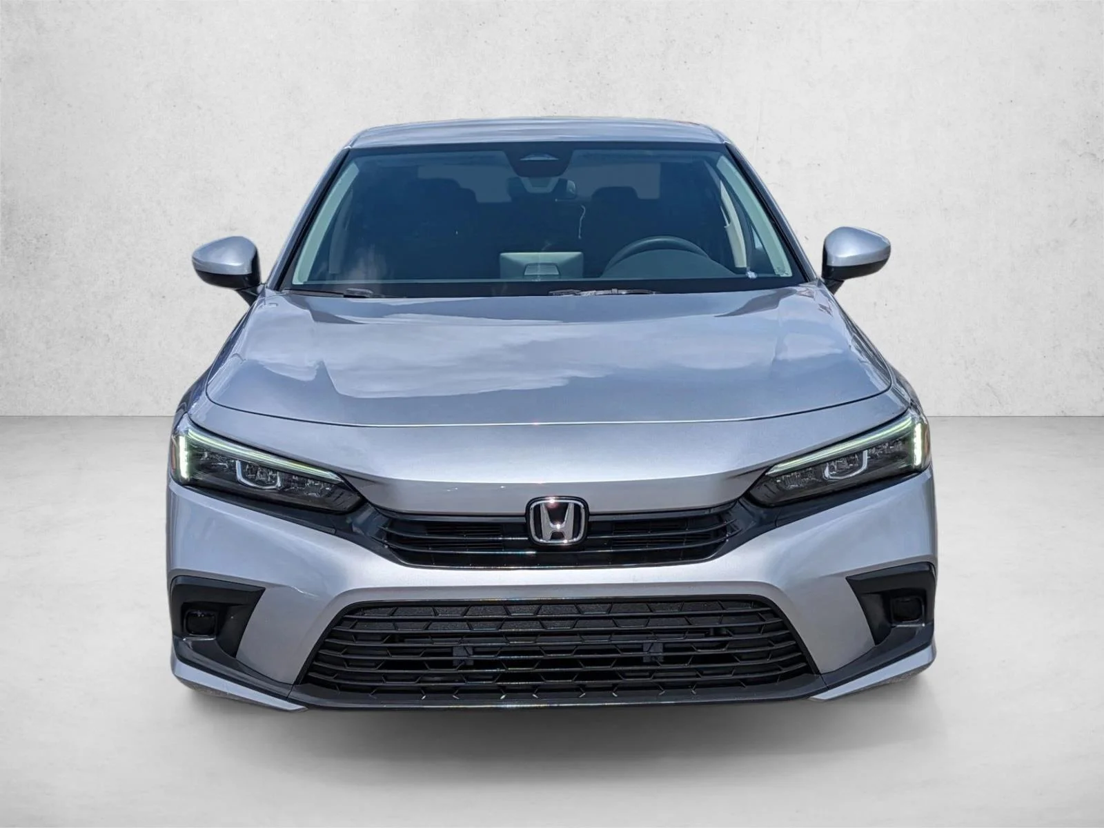 Used 2024 Lunar Silver Metallic Honda LX image 2