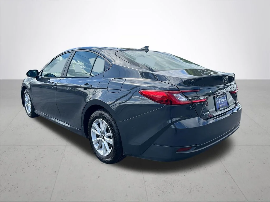 Certified Used 2025  Toyota LE image 10