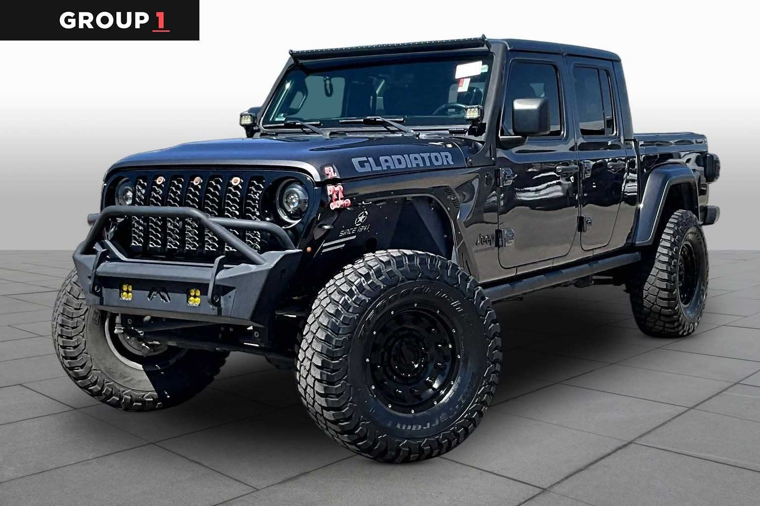 Pre-Owned 2021 Jeep Gladiator Willys
