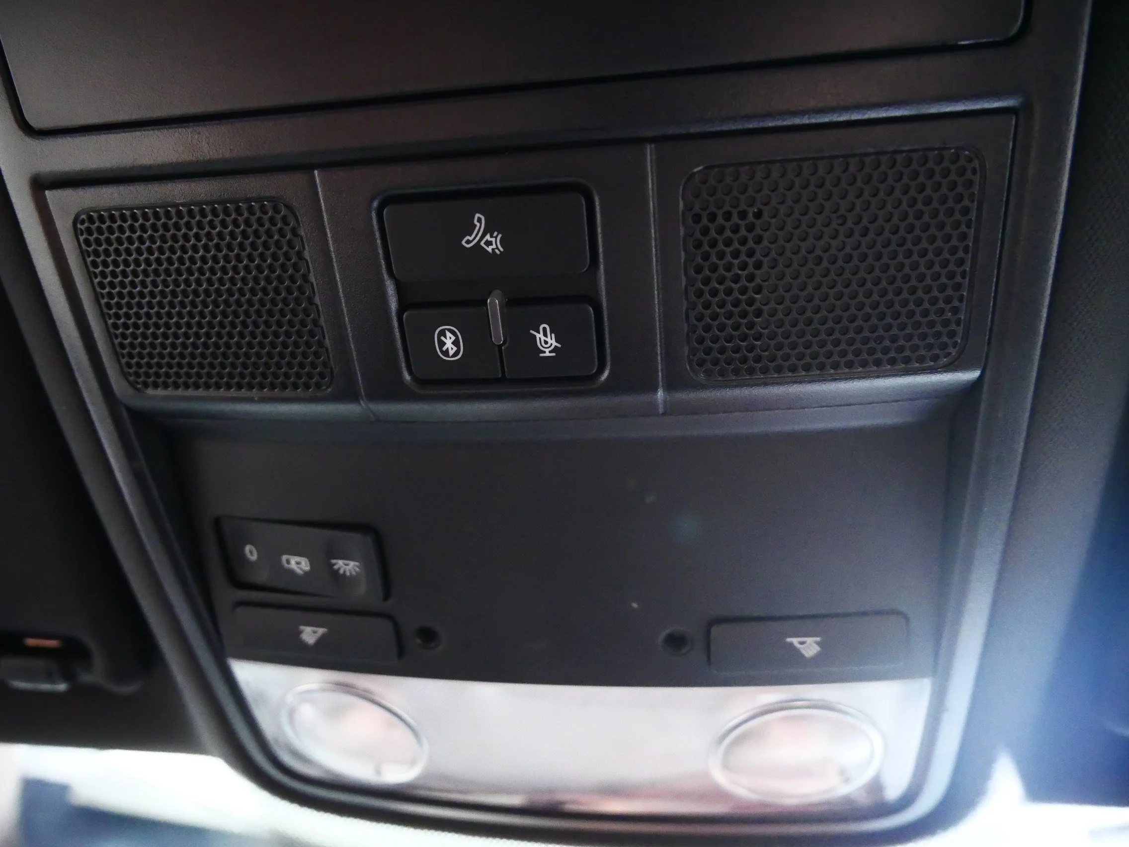 Used 2013 Tornado Red Volkswagen  image 33