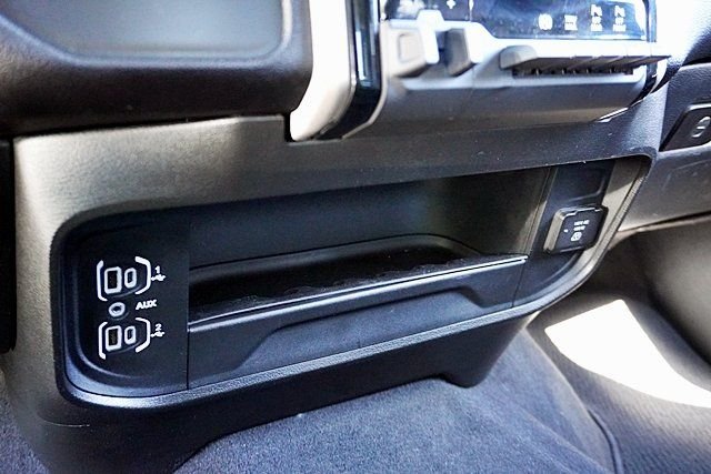 Used 2024 Silver Ram Laramie image 30