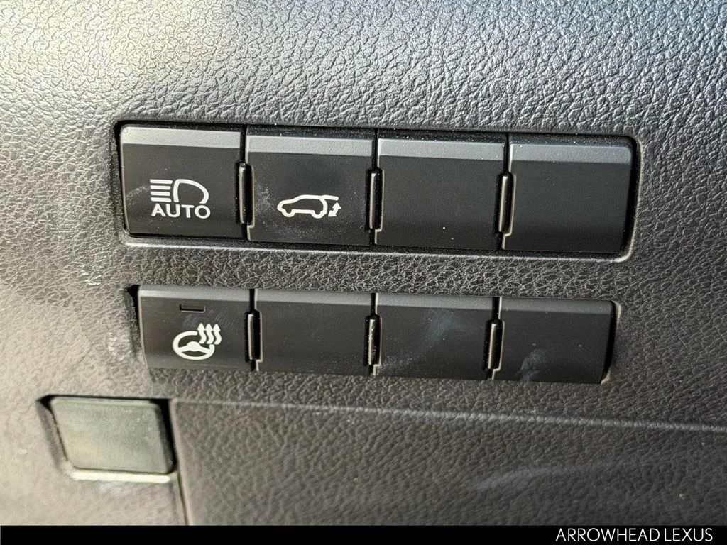 Used 2018 Silver Lexus 350 image 20