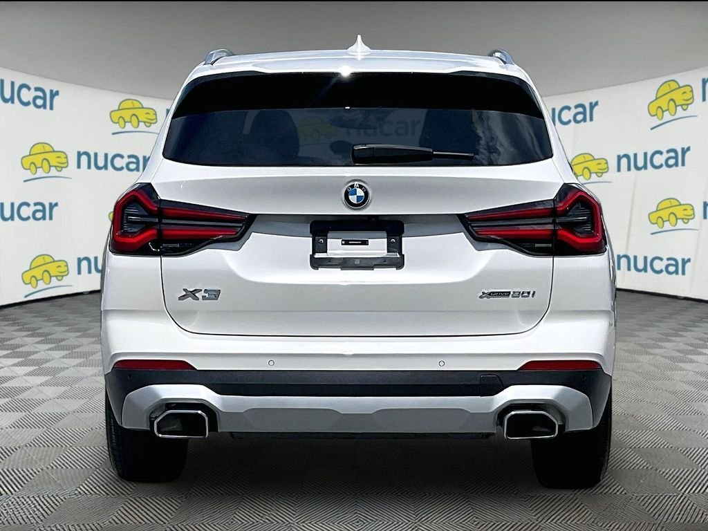 Used 2024 White BMW xDrive30i image 5