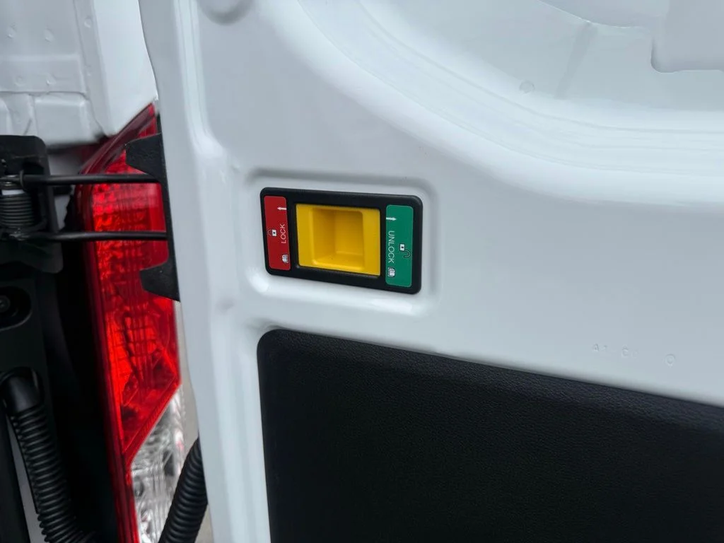 New 2026 Oxford White Ford Cargo Van image 31
