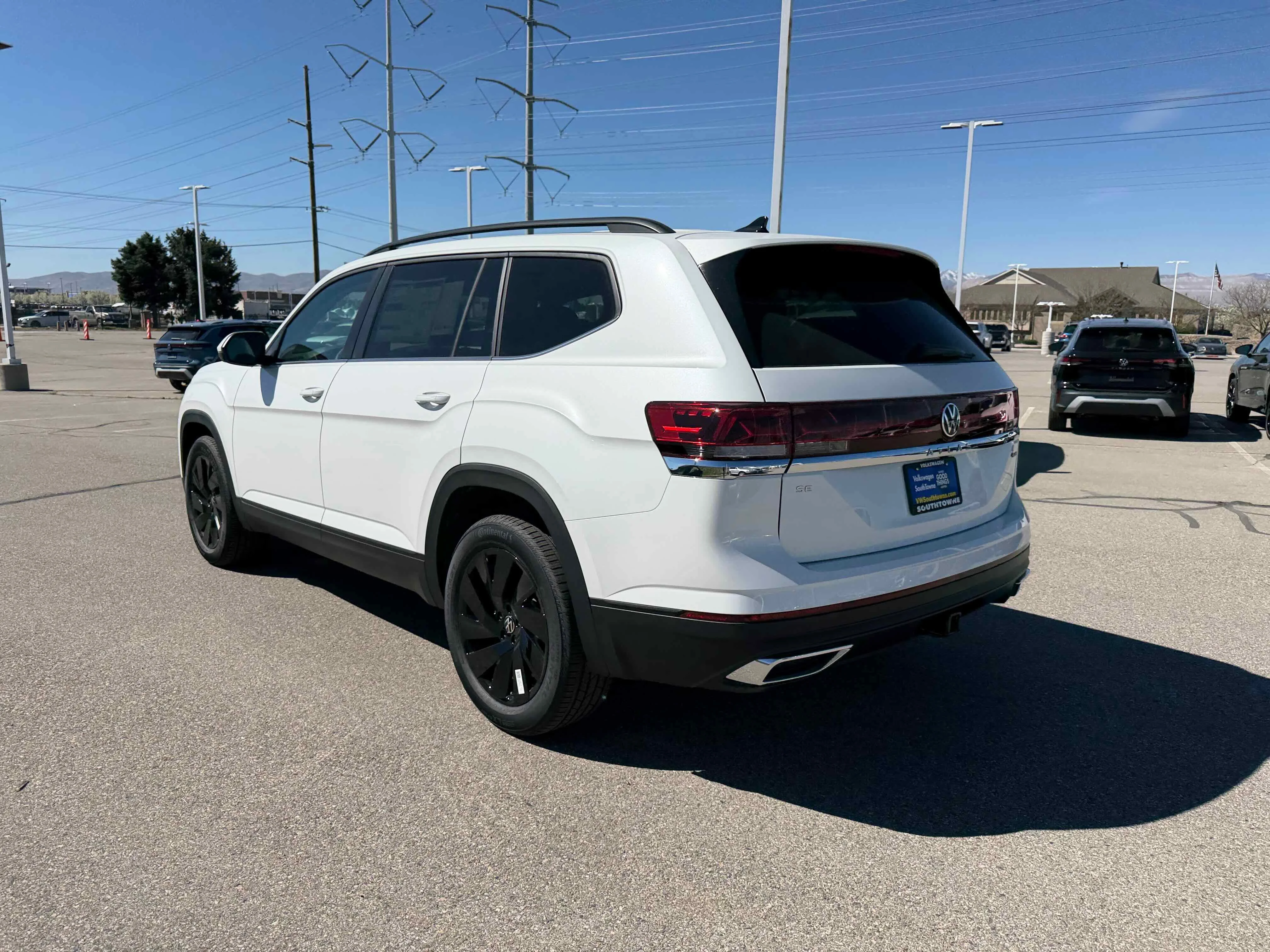 New 2026 Opal White Volkswagen 2.0T SE w/Technology image 5
