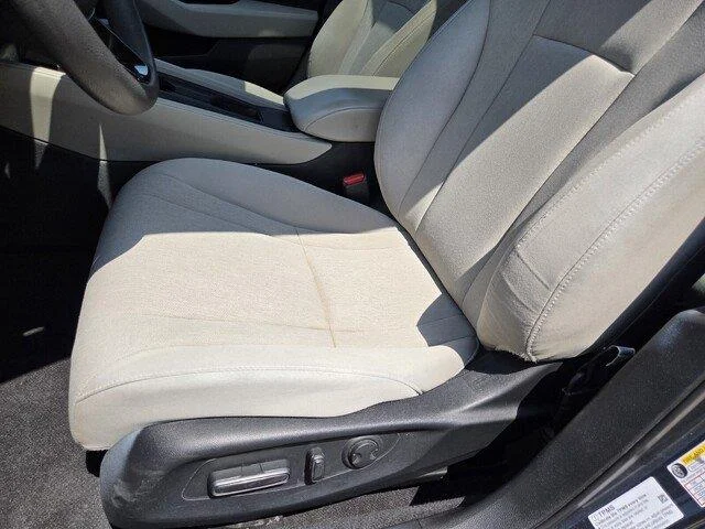 Certified Used 2024 Meteorite Gray Metallic Honda  image 9