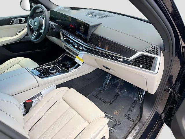 New 2026 Carbon Black Metallic BMW M60i image 13