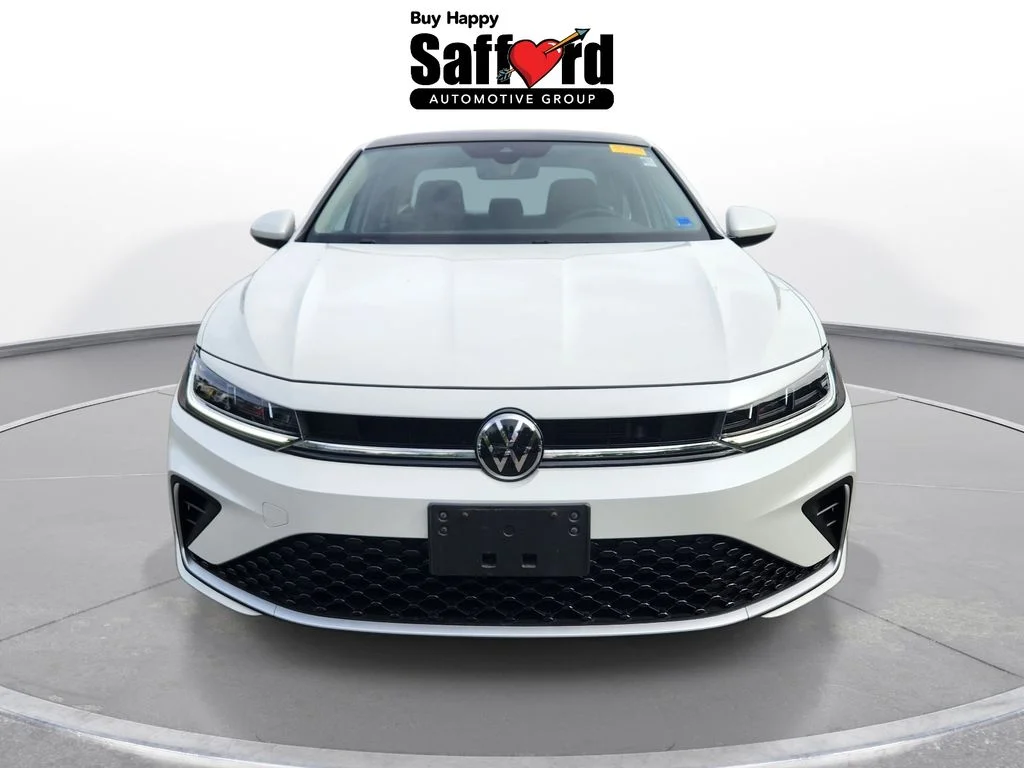 Used 2025  Volkswagen 1.5T SE image 5