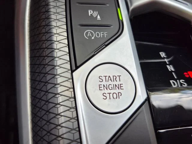 Used 2023 Black BMW i image 31