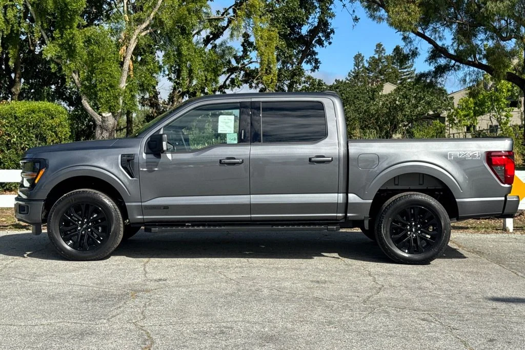 New 2026 Gray Metallic Ford XLT image 7