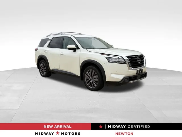 2023 Nissan Pathfinder SL
