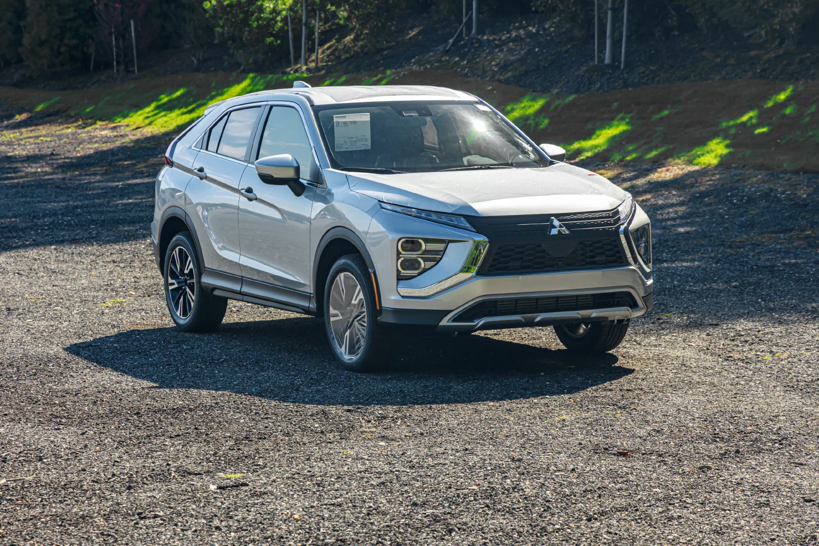 New 2025 Silver Mitsubishi SE 1.5T S-AWC image 12