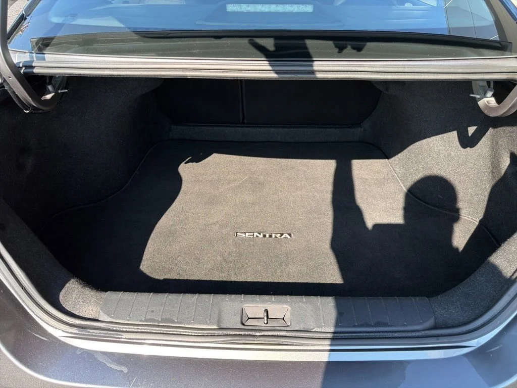Used 2025 Gray Nissan SV image 16