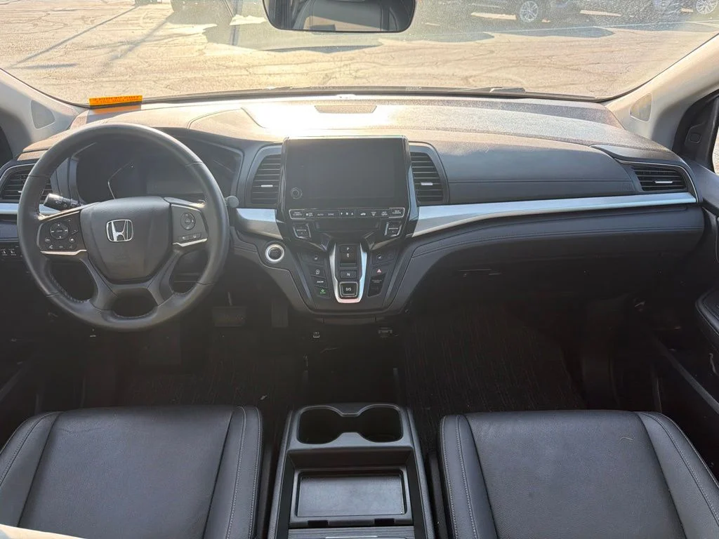 Used 2023 Gray Honda EX-L image 4