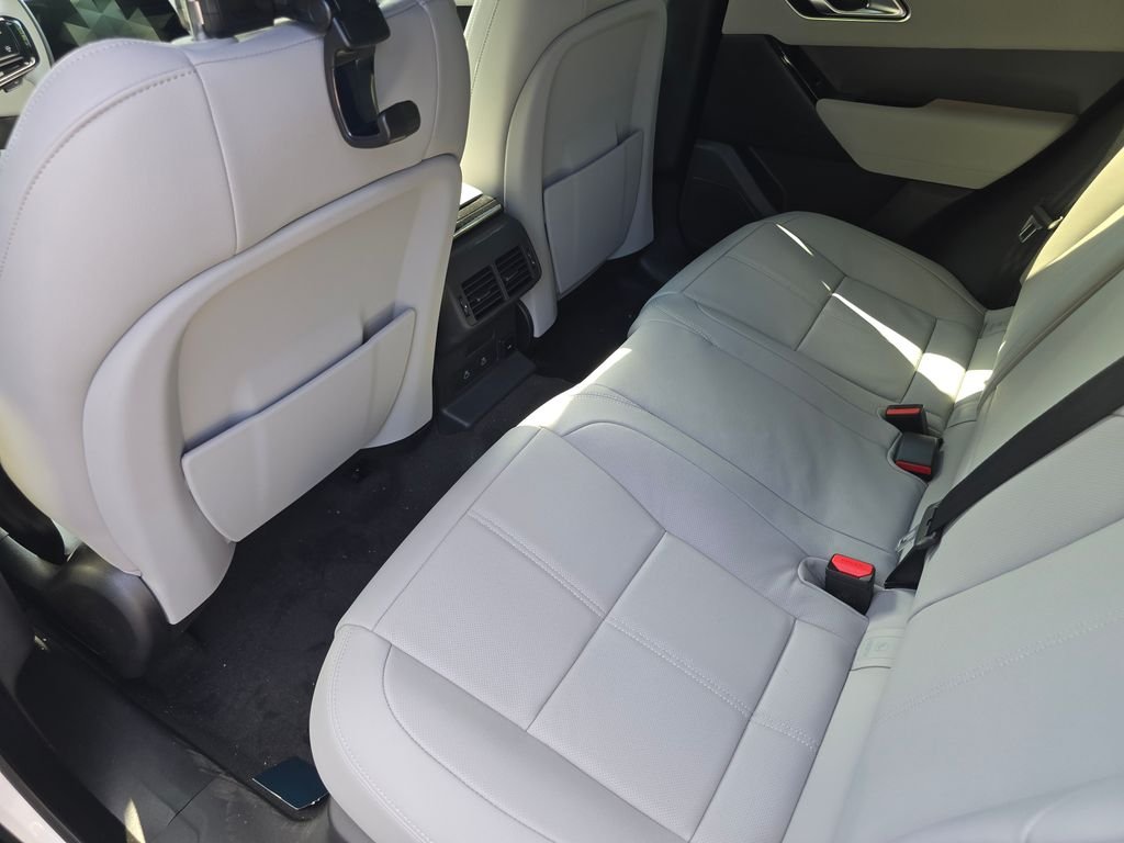 New 2026 Fuji White Land Rover S image 16