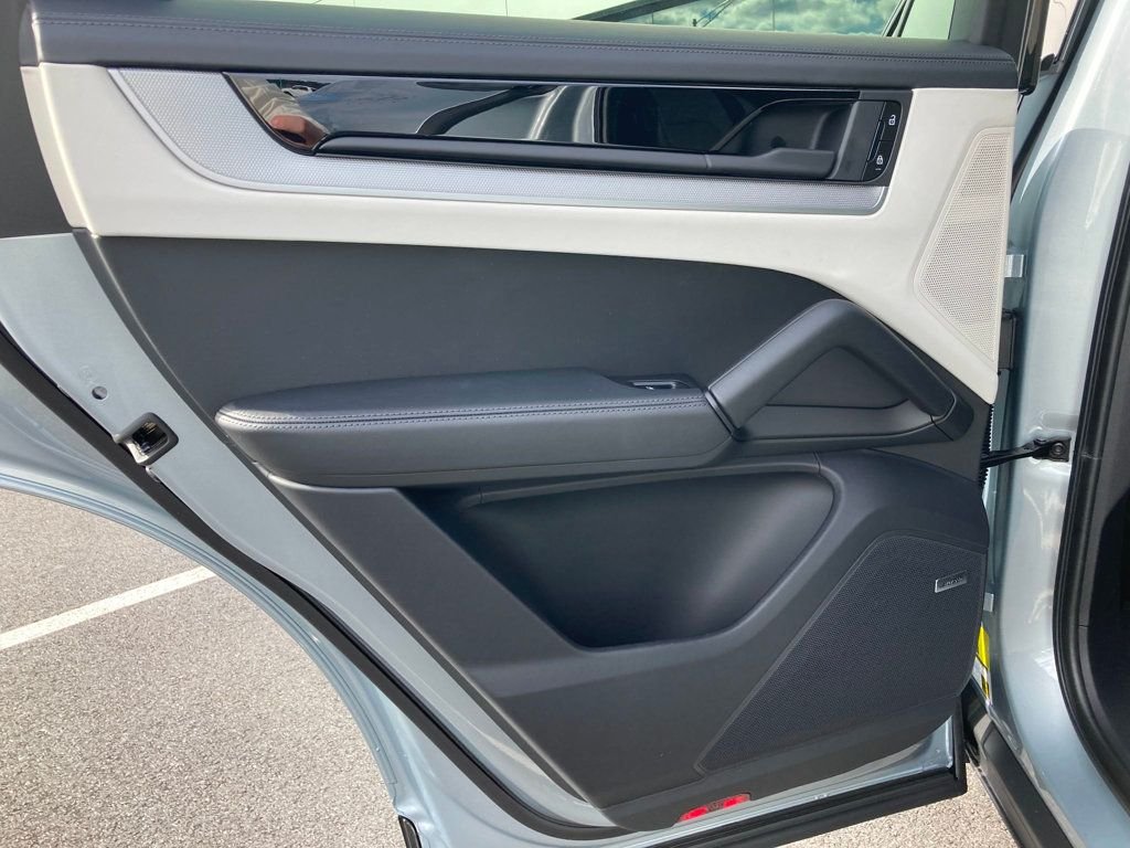 2026 Porsche Cayenne Coup Base - Photo 15