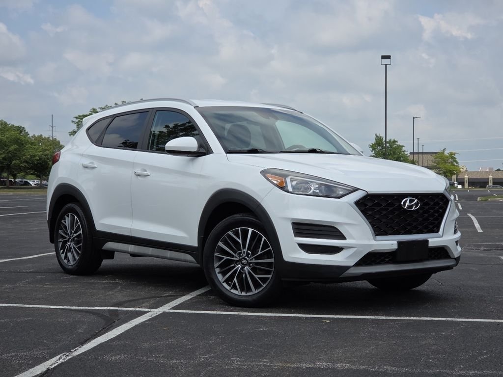 Used 2020 Winter White Hyundai SEL image 2