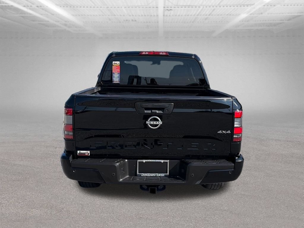 Used 2022 Super Black Nissan S image 5