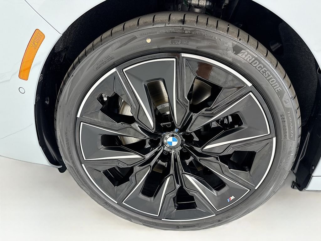 Used 2026 Gray Metallic BMW eDrive50 image 30