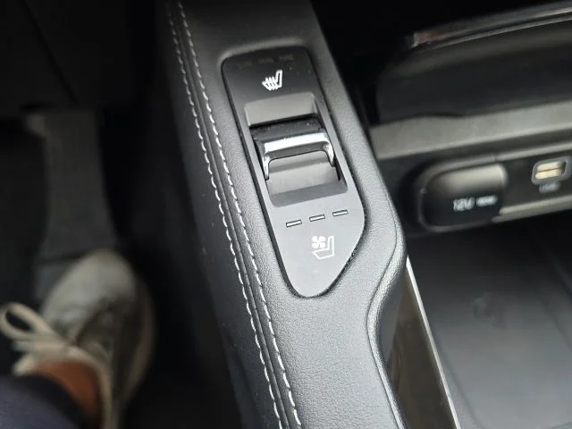 Used 2025 Silver Kia EX image 36