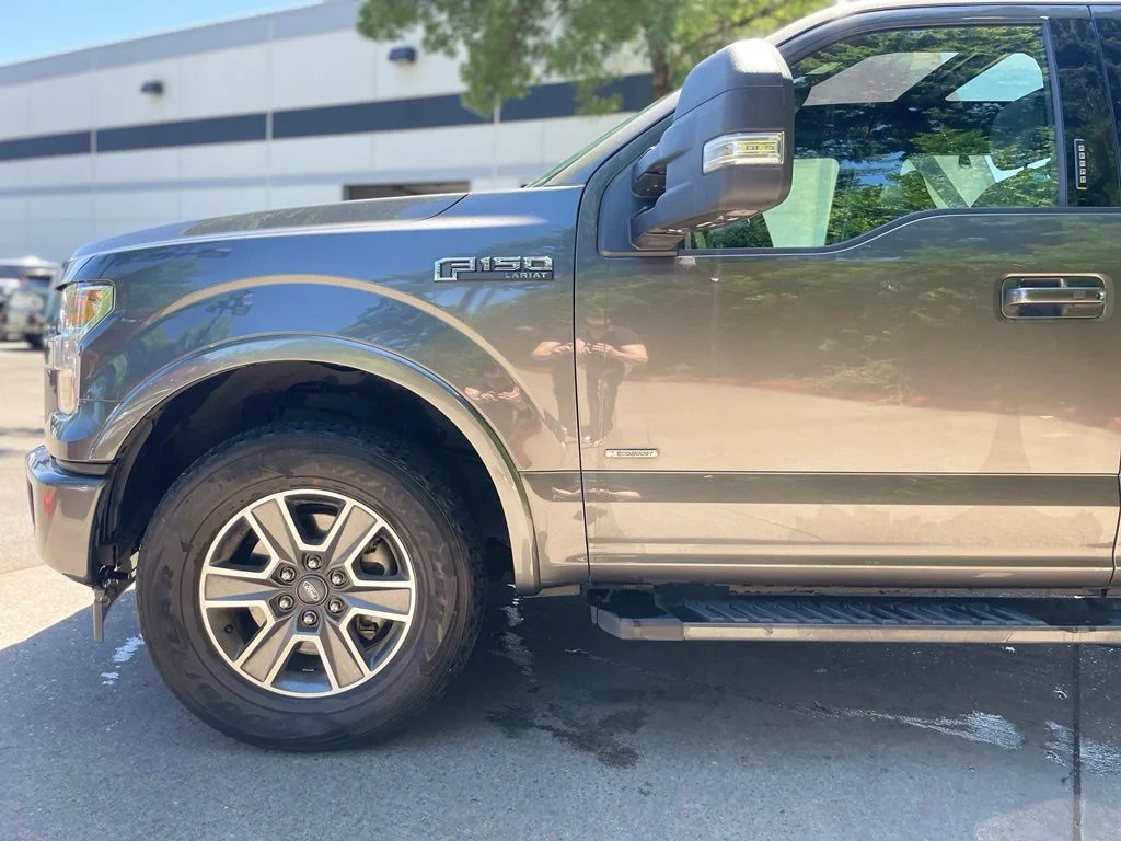Used 2017 Magnetic Ford Lariat image 8