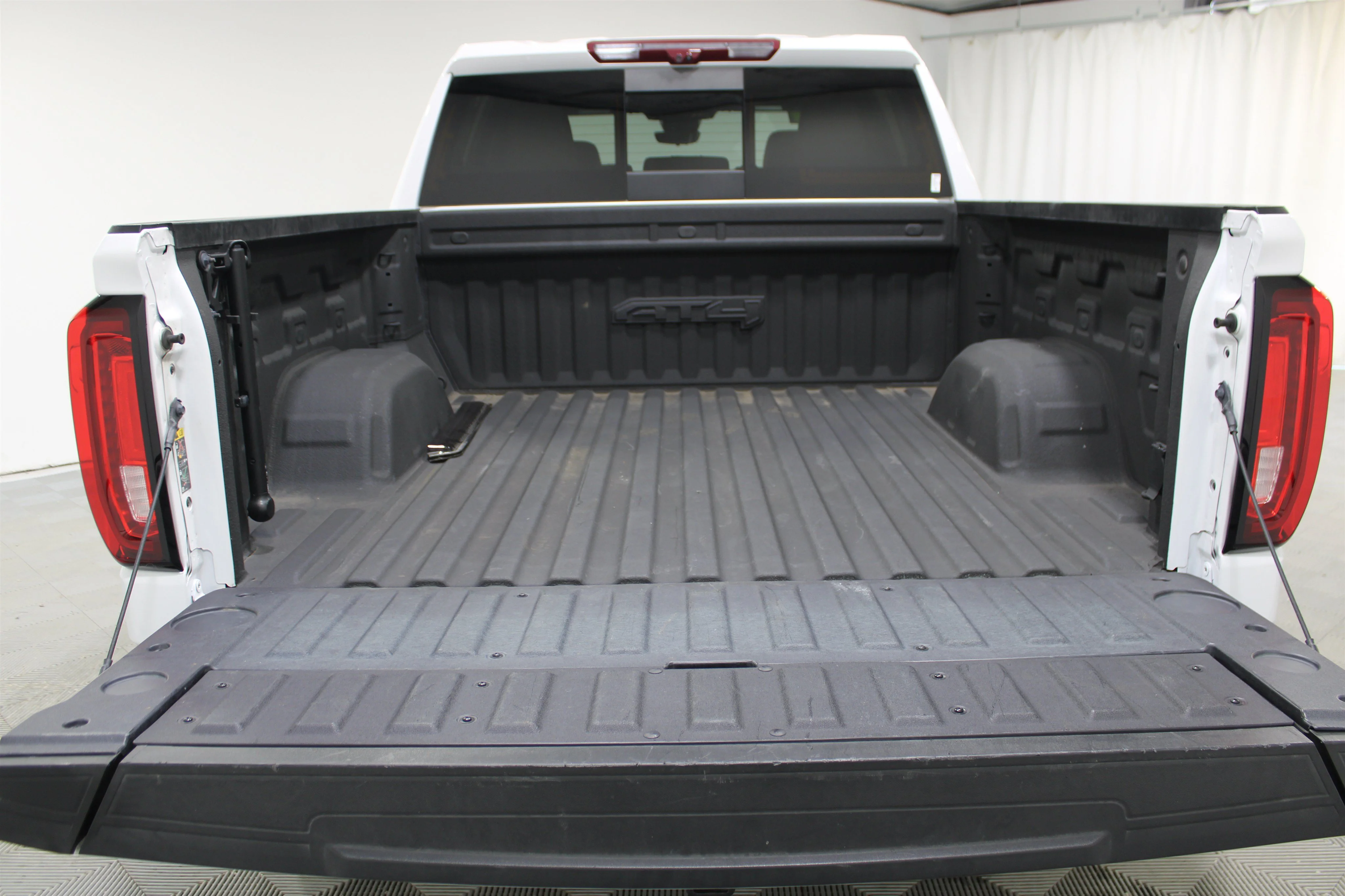 2024 GMC Sierra 1500 AT4 - Photo 22