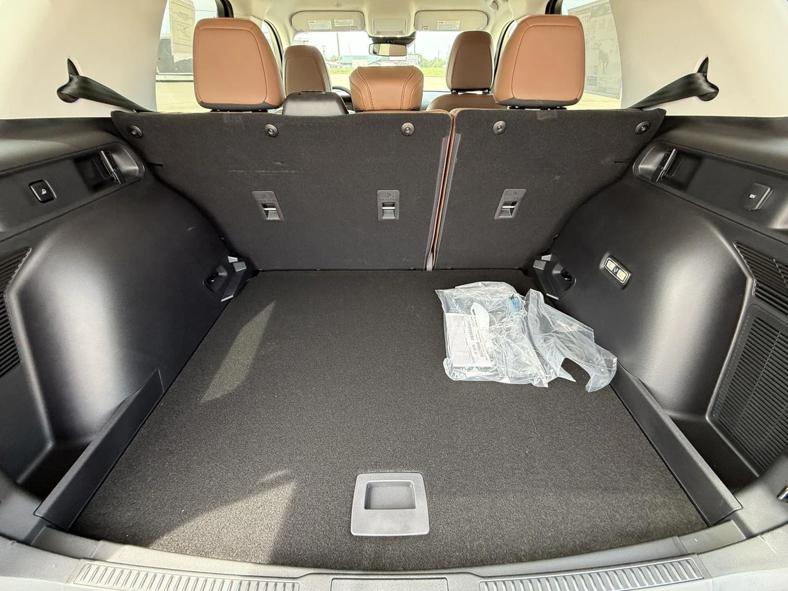 New 2026 Shadow Black Ford Outer Banks® image 11