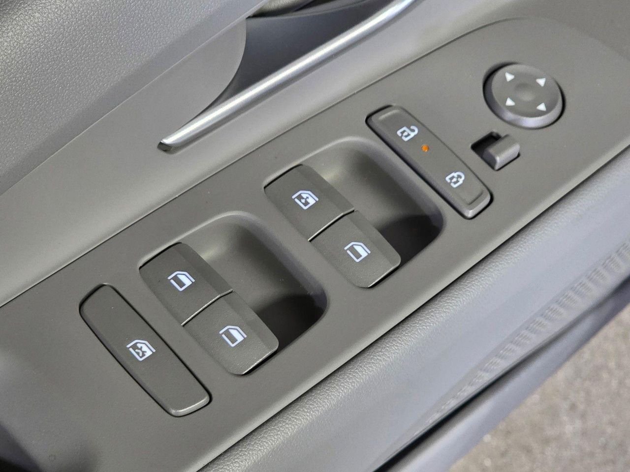 New 2026 Serenity White Hyundai SEL Sport Premium image 21