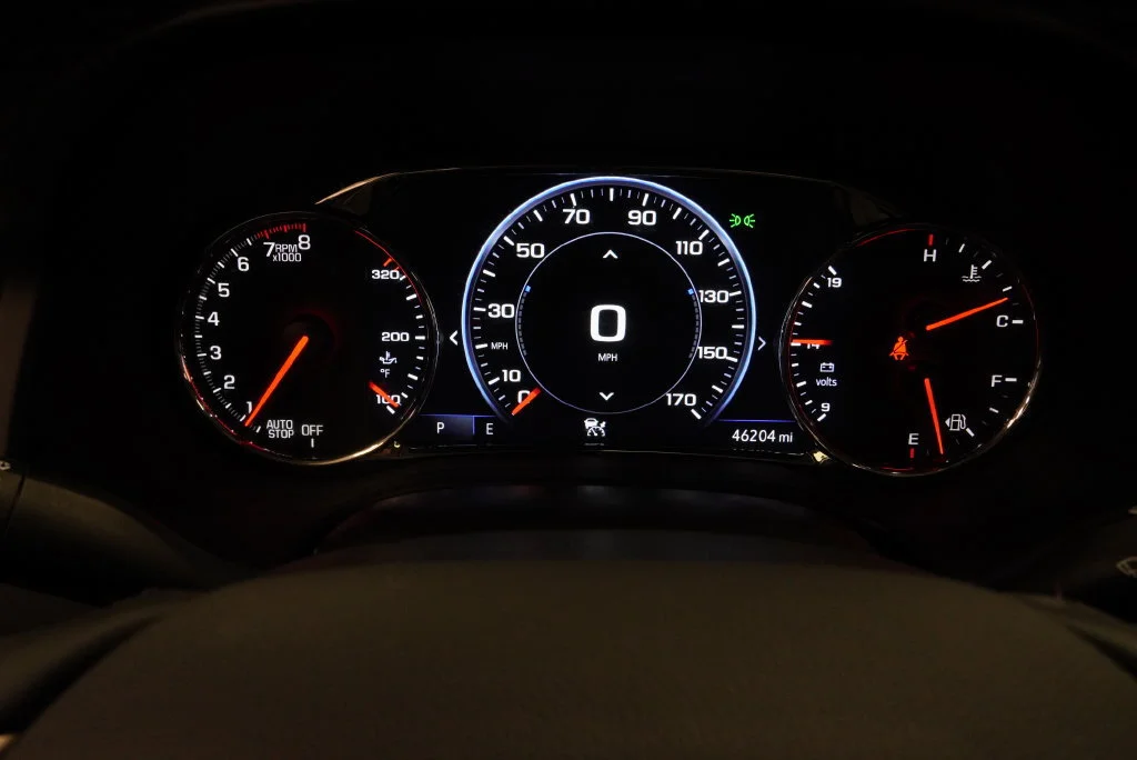 Used 2023 White Frost Tricoat GMC Denali image 20