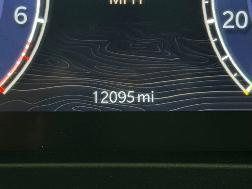 Used 2025 Gray Jeep Summit image 19