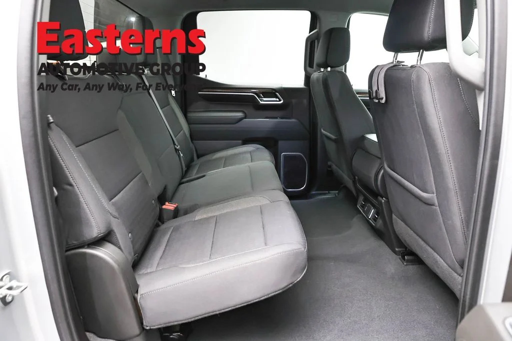 Used 2022 Silver Chevrolet LT image 25