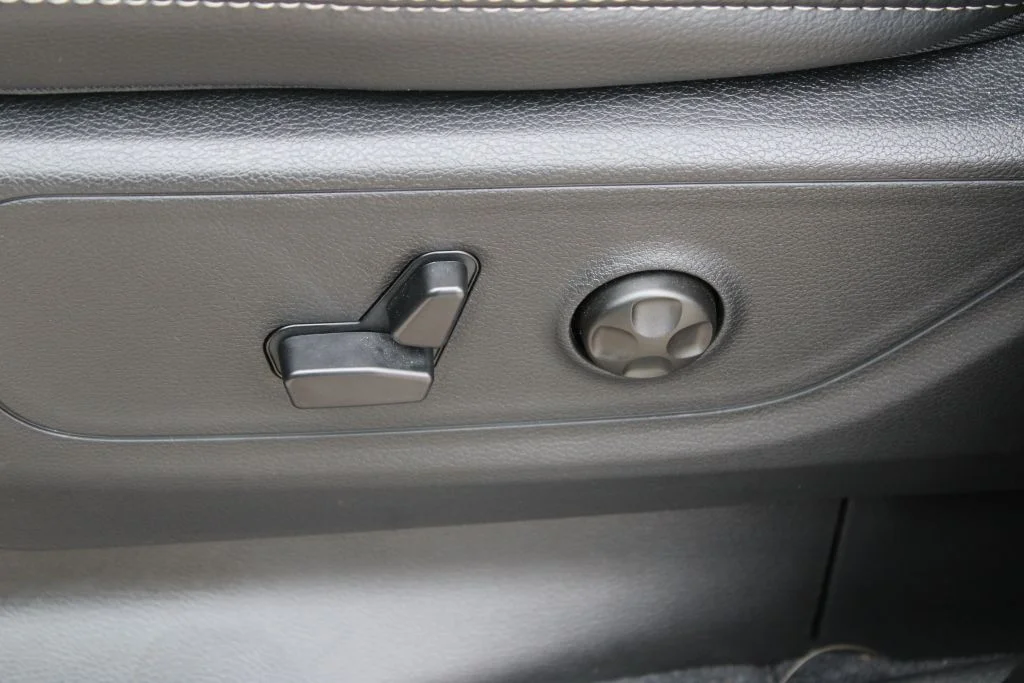2026 RAM 1500 Rebel - Photo 17