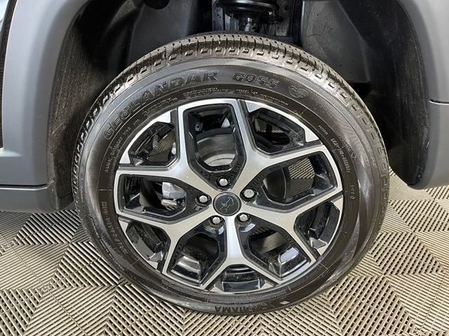 Used 2026 Black Jeep Limited image 10