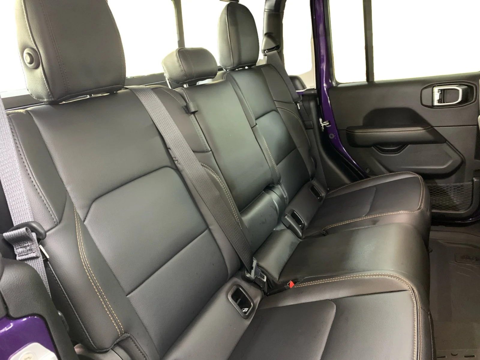 New 2026 Reign Jeep Sahara image 18