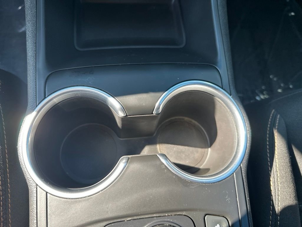 Used 2019 Black GMC SLE image 15