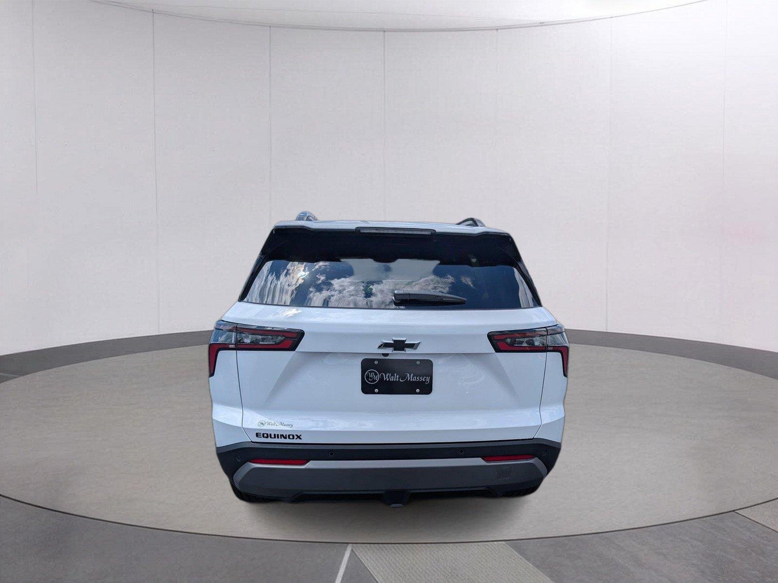 New 2026 Summit White Chevrolet LT image 7