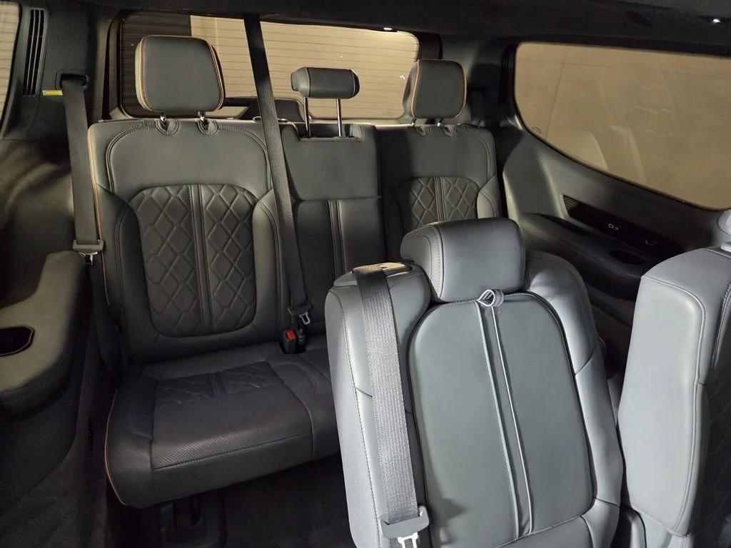 Used 2023 Bright White Clearcoat Jeep Series III image 37