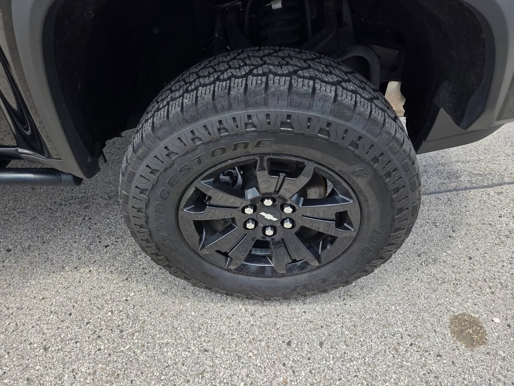 2021 Chevrolet Colorado ZR2 - Photo 18