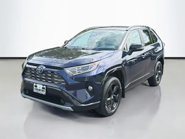 Used 2021 Blue Toyota XSE image 3