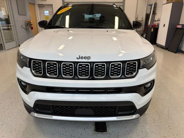 Used 2024 White Jeep Limited image 3