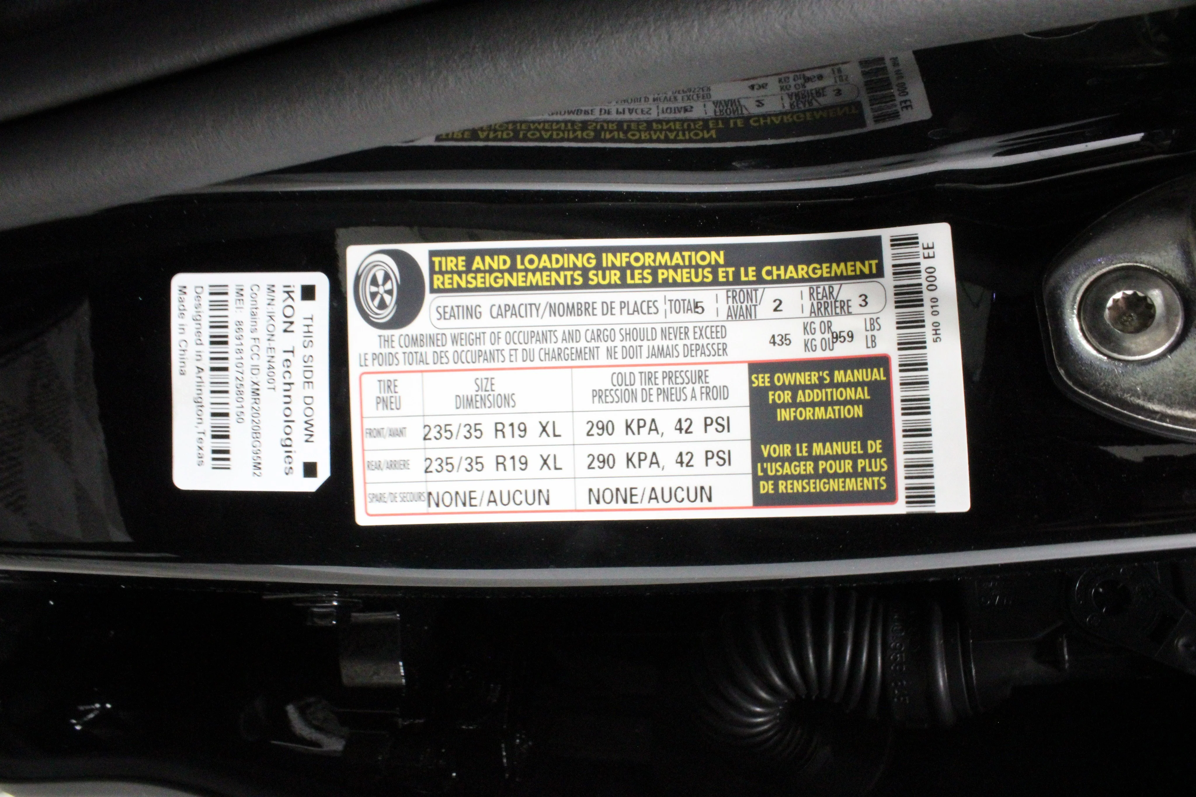 New 2026 Mythos Black Metallic Volkswagen Base image 35