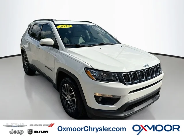 2019 Jeep Compass Latitude w/Sun/Wheel Pkg